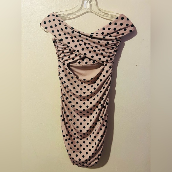 Guess? Pale Pink & Black Polka Dotted Off-Shoulder Criss-Cross Backed Mini Dress - Picture 3 of 7